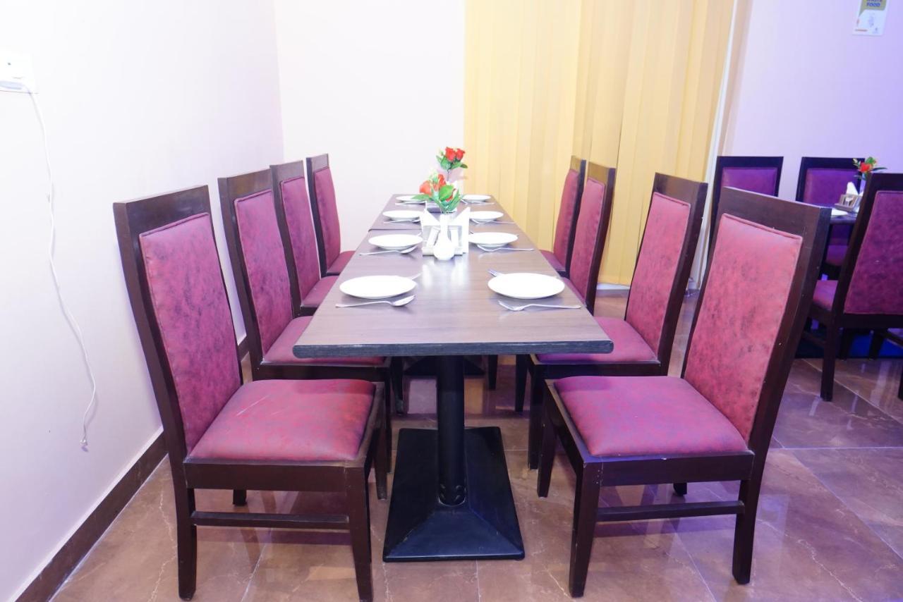 Expomart Inn Greater Noida Exterior photo