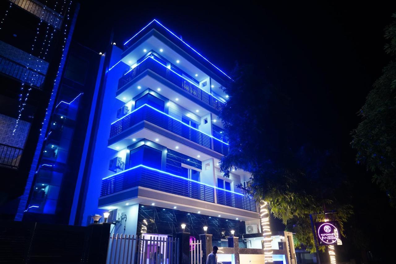 Expomart Inn Greater Noida Exterior photo