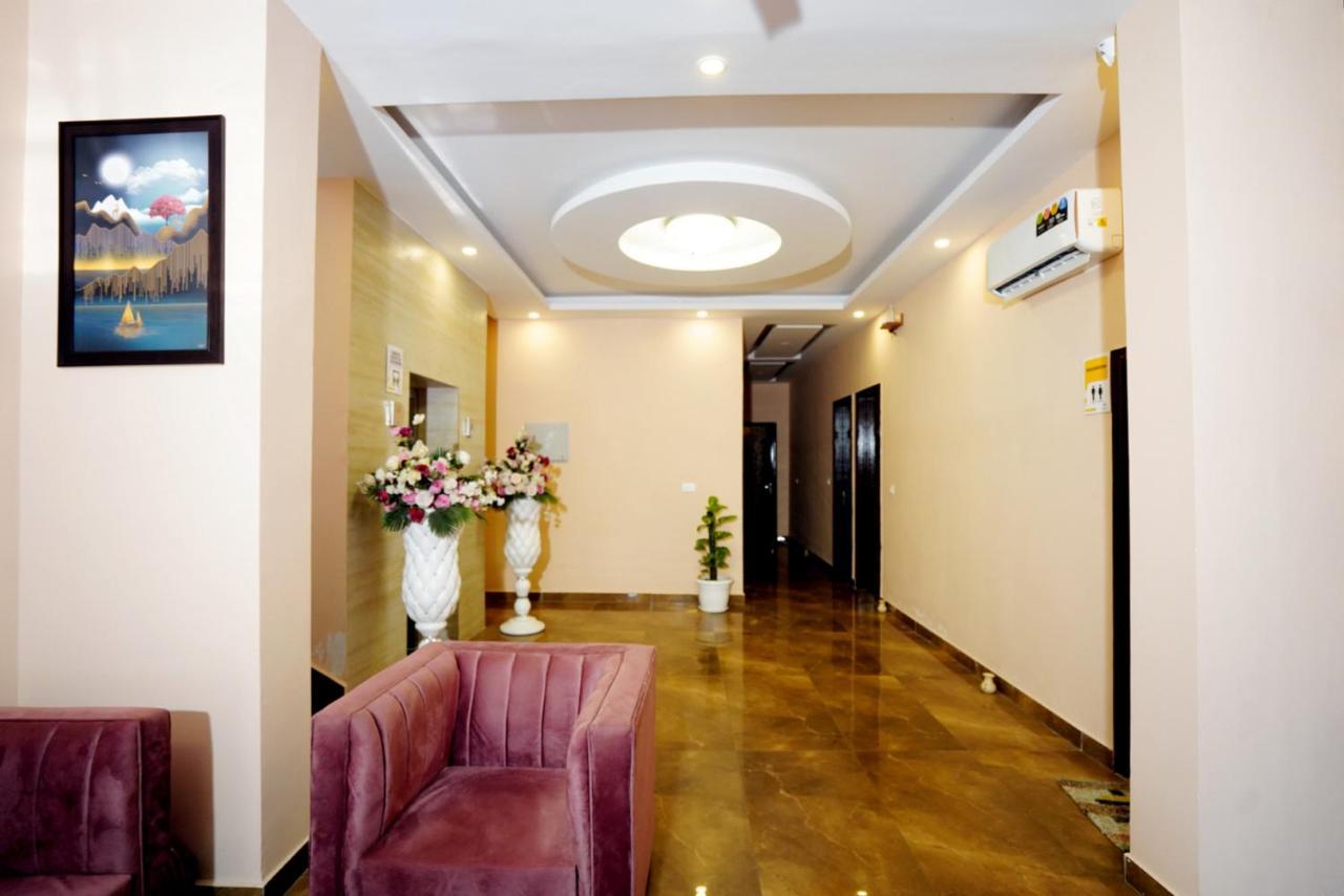 Expomart Inn Greater Noida Exterior photo