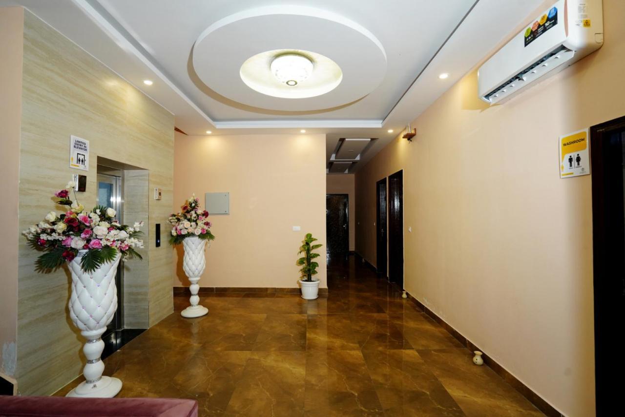 Expomart Inn Greater Noida Exterior photo